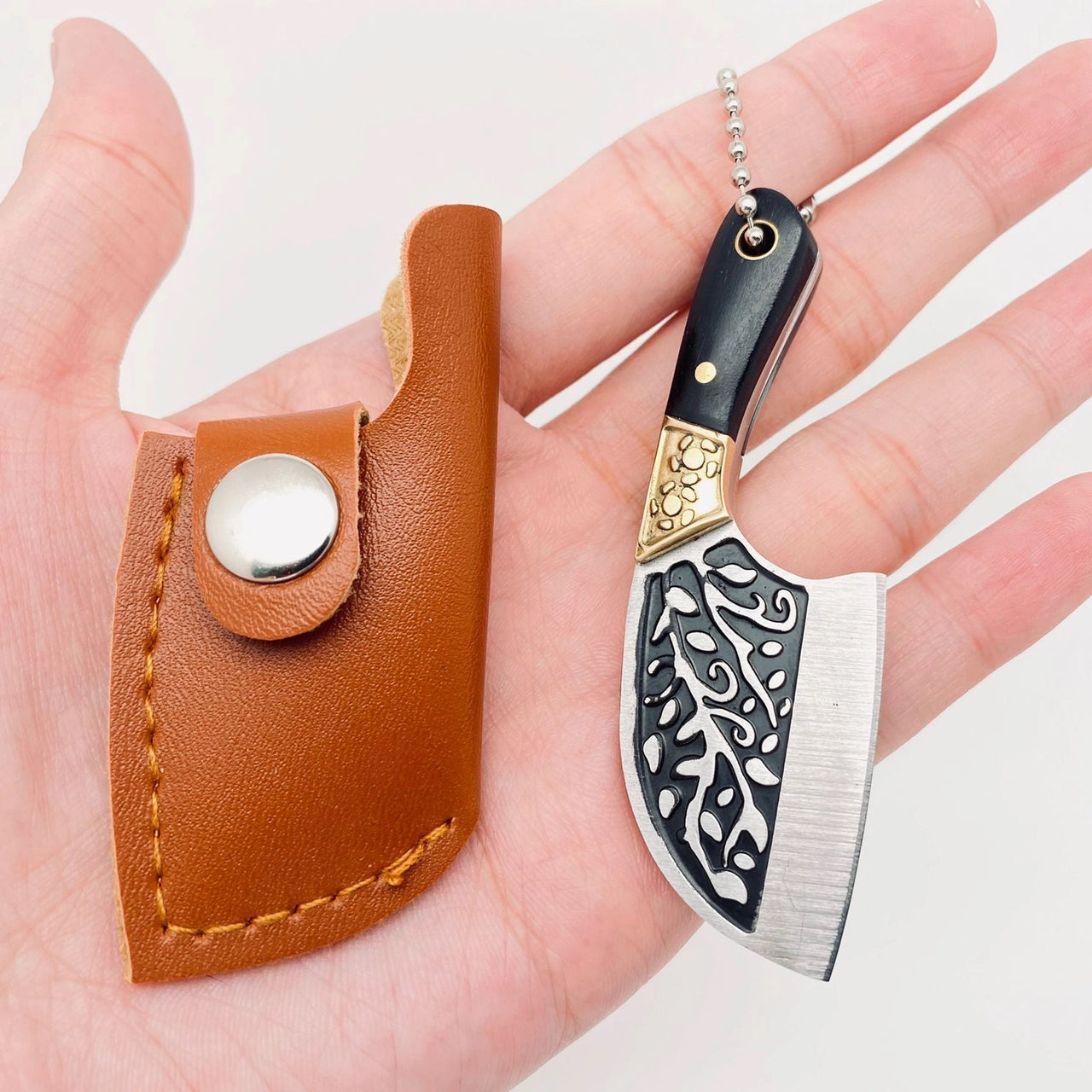 Mini Portable Knife with Protective Cover